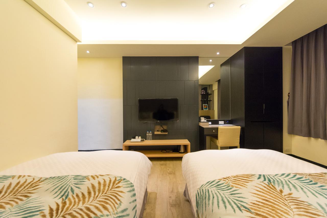 W Hostel Tainan Eksteriør bilde
