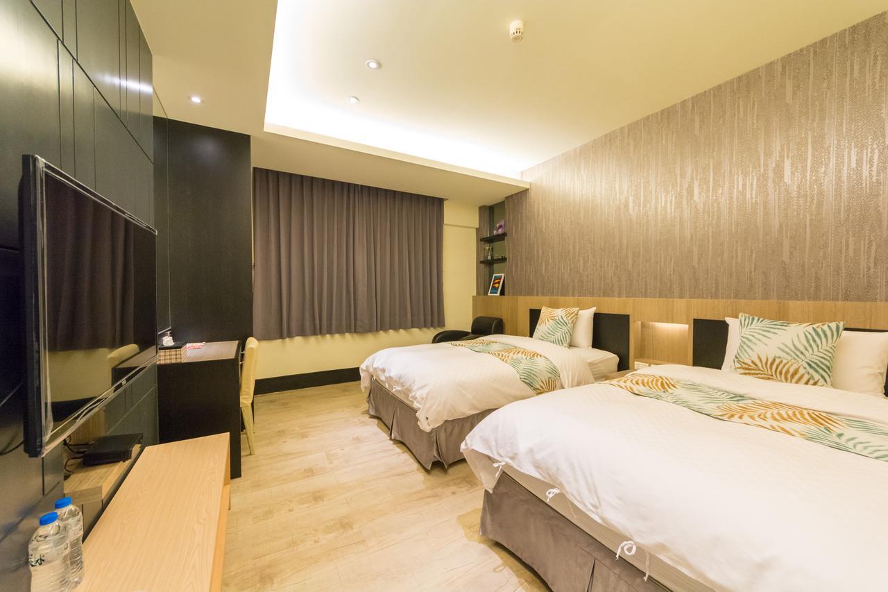 W Hostel Tainan Eksteriør bilde
